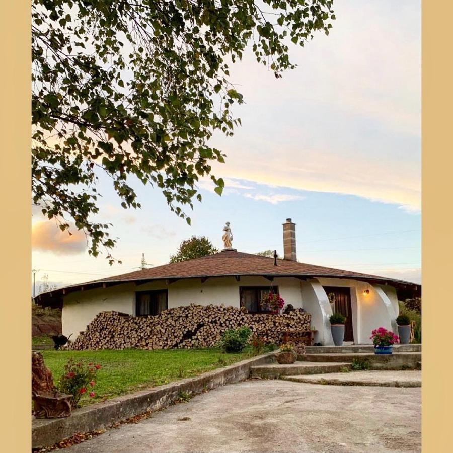 Dovolenkovy Dom Dubak Villa Lopej Bagian luar foto